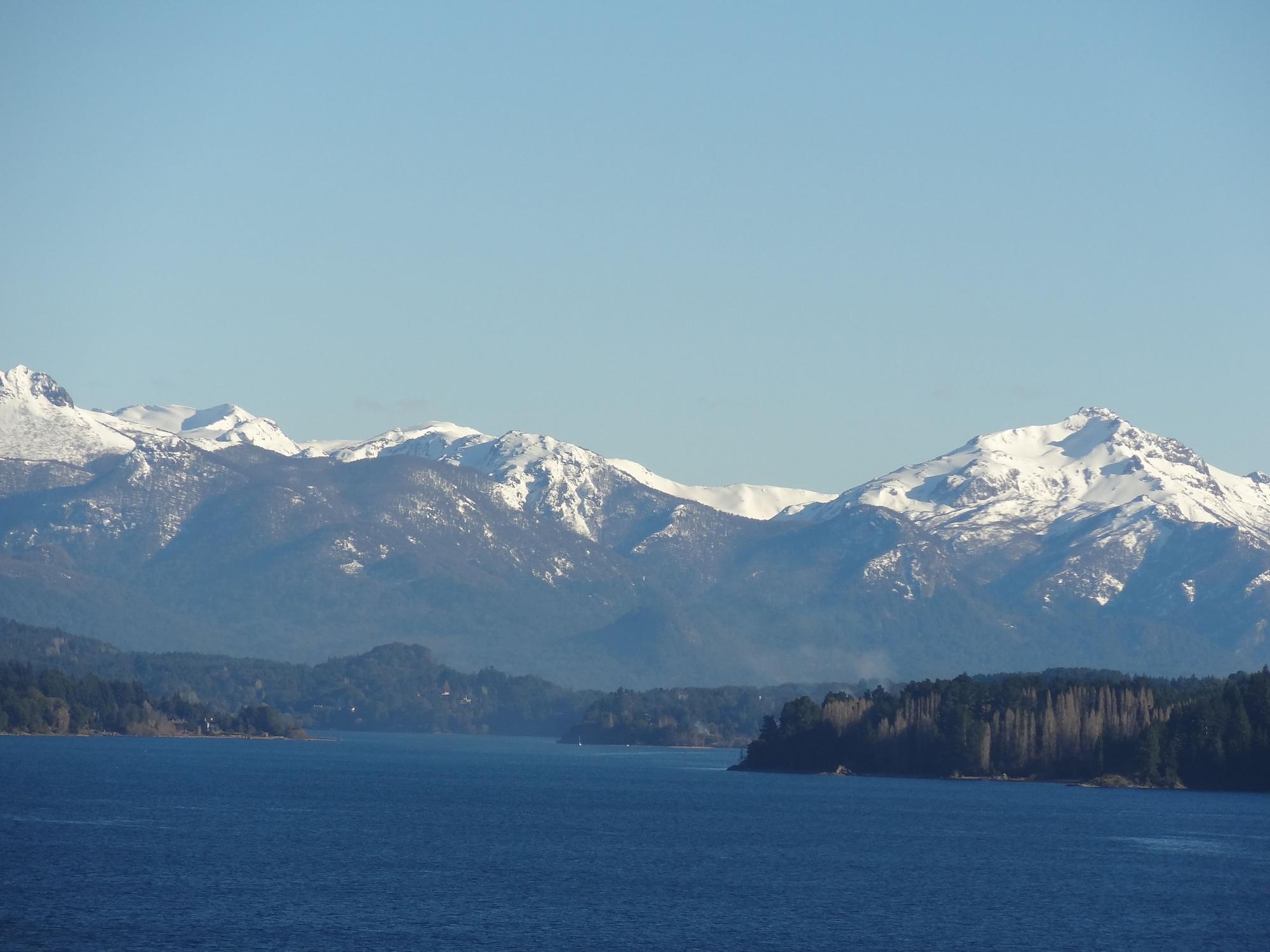 Nbh Lacus Boutique Hotel San Carlos de Bariloche Bagian luar foto