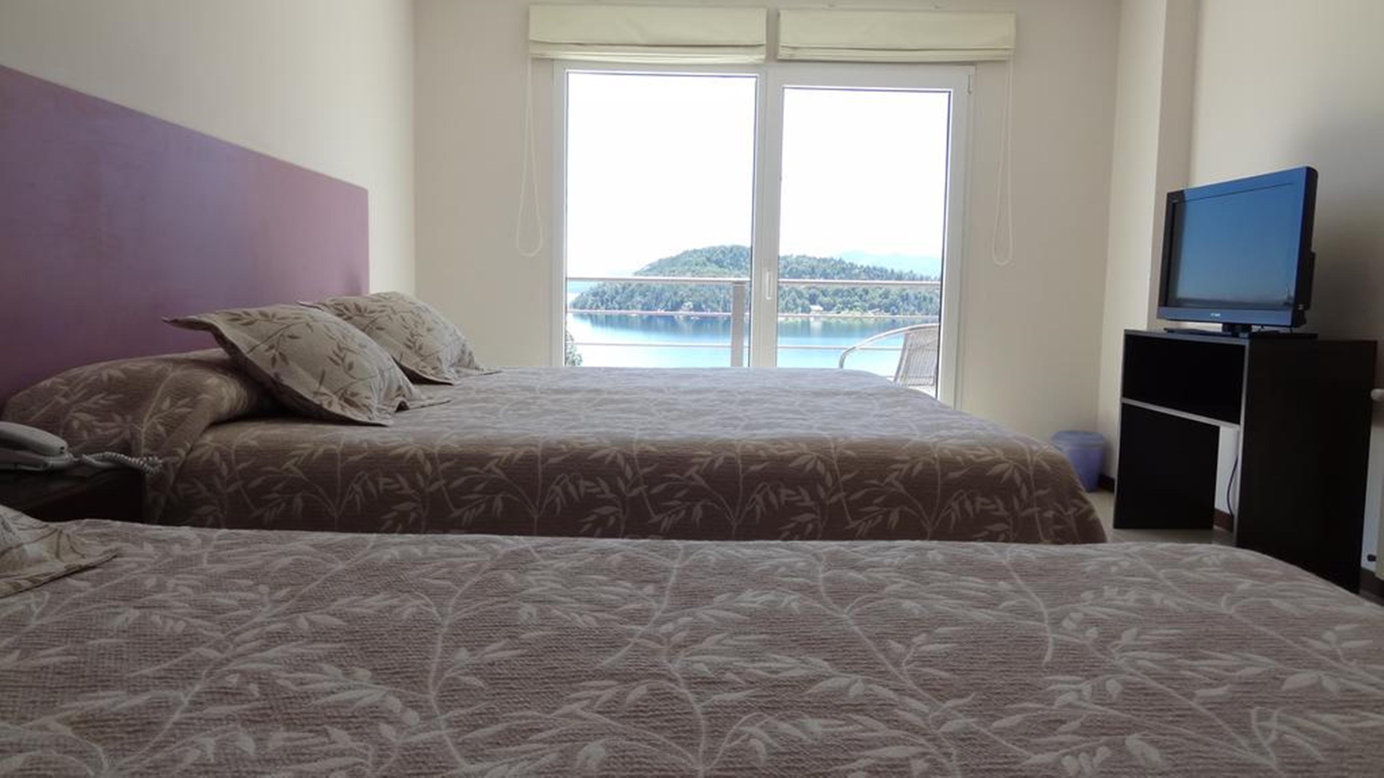Nbh Lacus Boutique Hotel San Carlos de Bariloche Bagian luar foto
