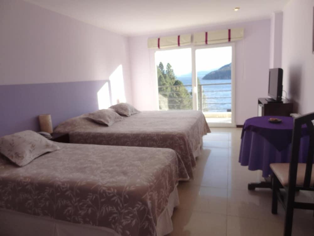 Nbh Lacus Boutique Hotel San Carlos de Bariloche Bagian luar foto