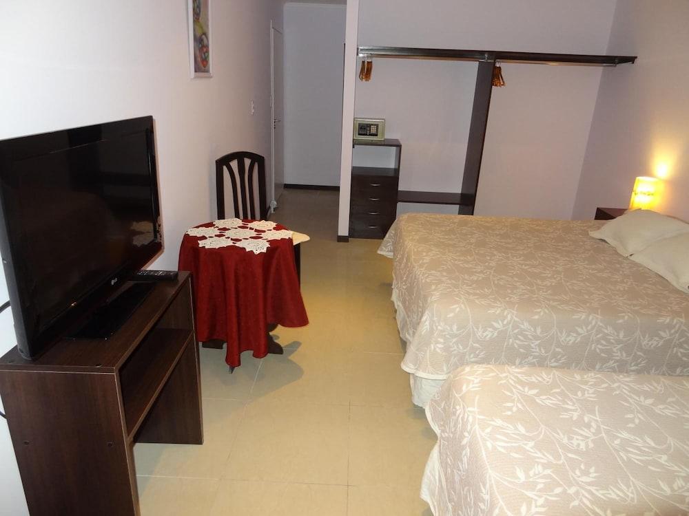 Nbh Lacus Boutique Hotel San Carlos de Bariloche Bagian luar foto