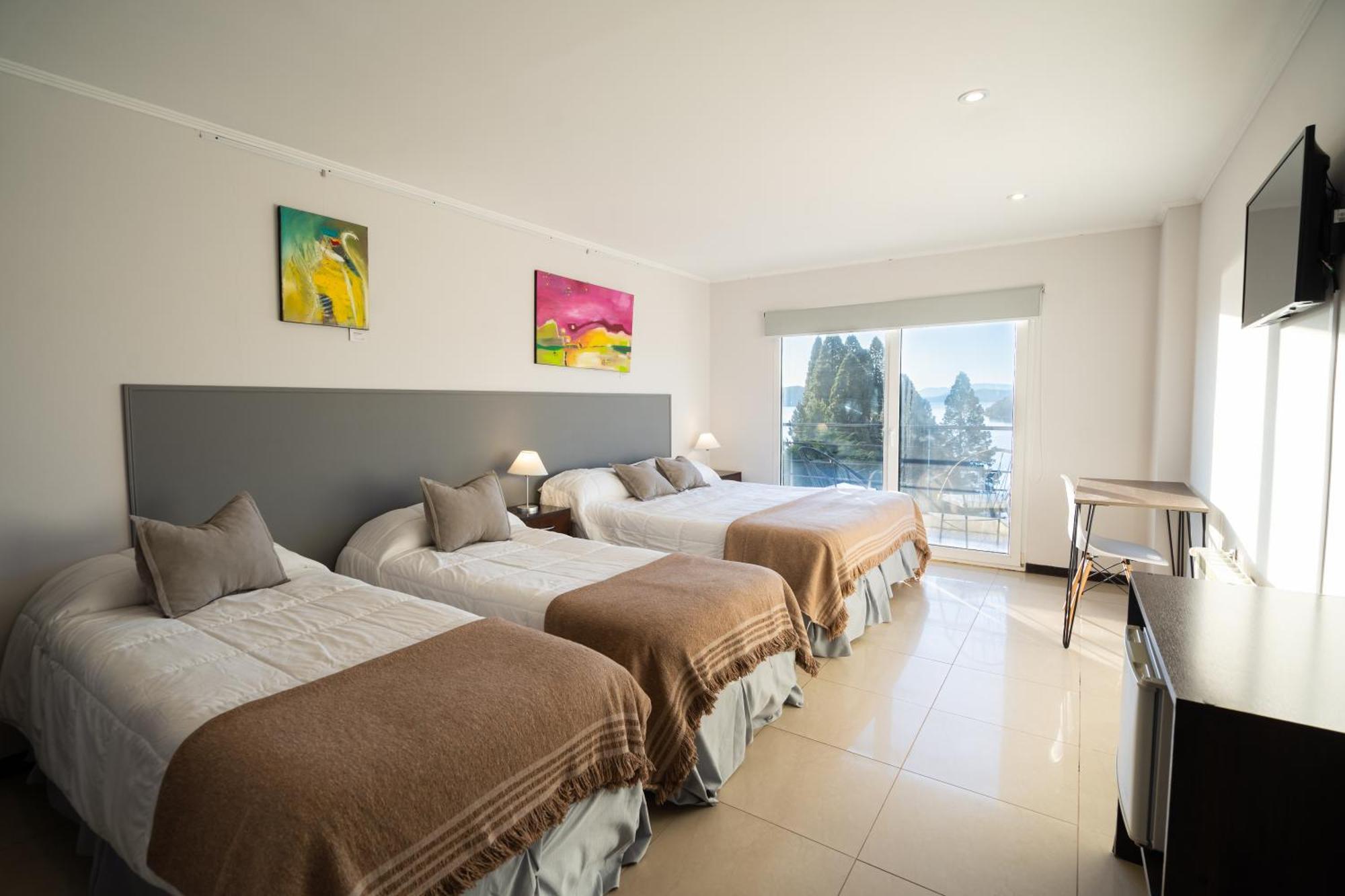 Nbh Lacus Boutique Hotel San Carlos de Bariloche Bagian luar foto
