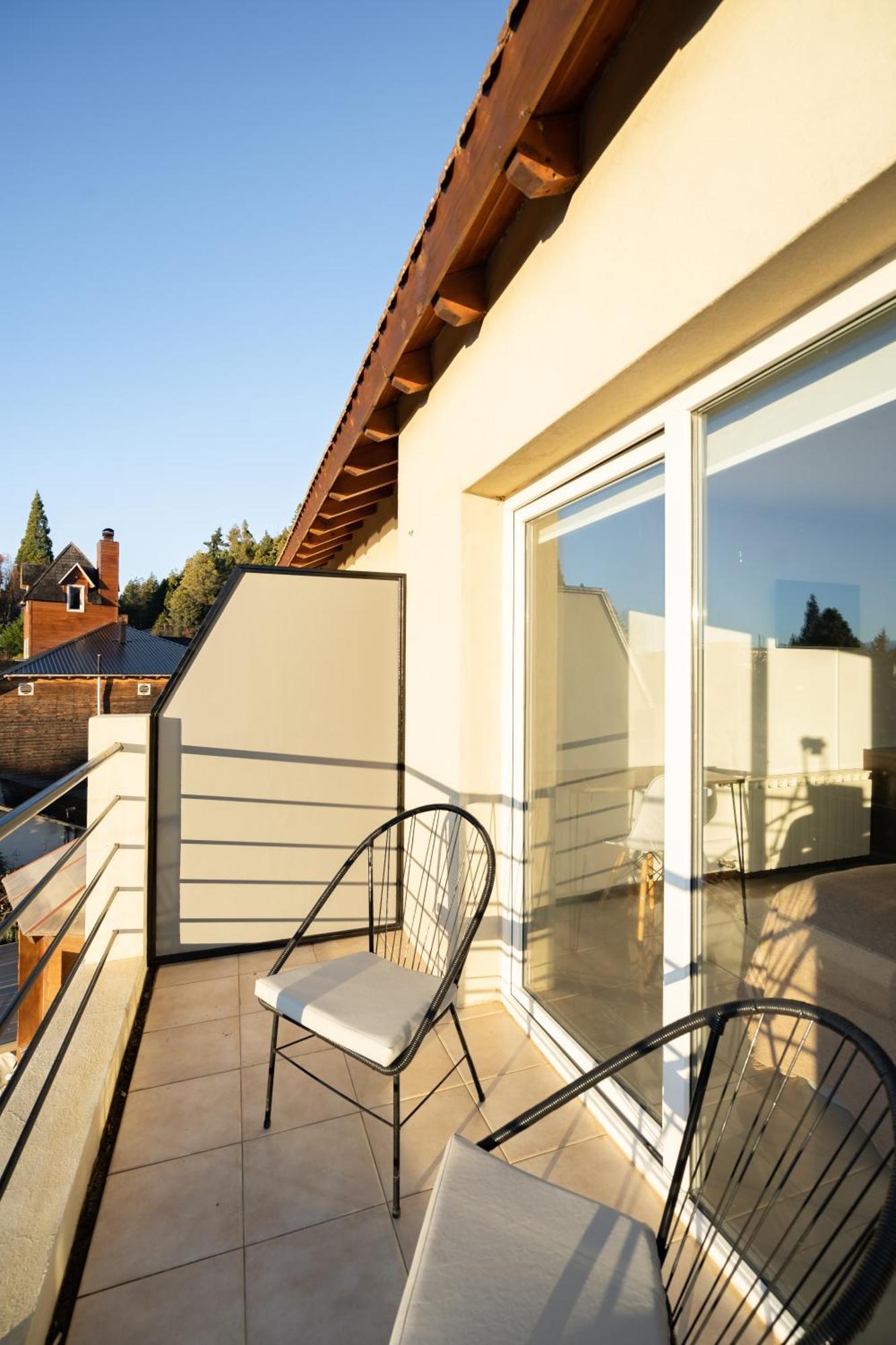 Nbh Lacus Boutique Hotel San Carlos de Bariloche Bagian luar foto