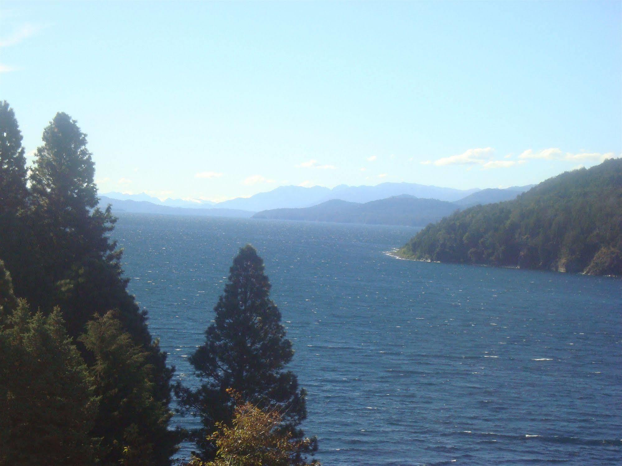 Nbh Lacus Boutique Hotel San Carlos de Bariloche Bagian luar foto